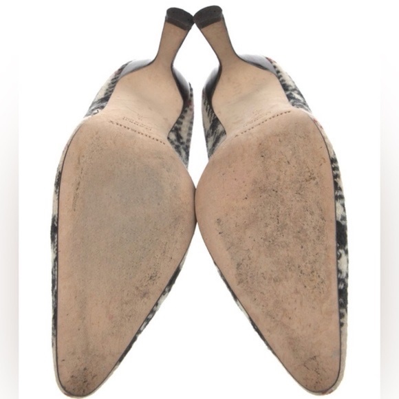 Burberry London Tweed Plaid Print Pumps - Picture 5 of 6